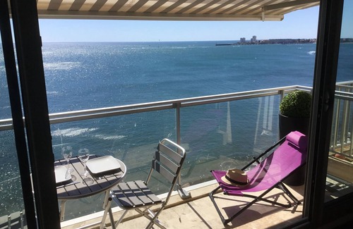 Les Sables d'Olonne Apartment | Beachfront apartment overlooking the bay of Sables d'Olonne