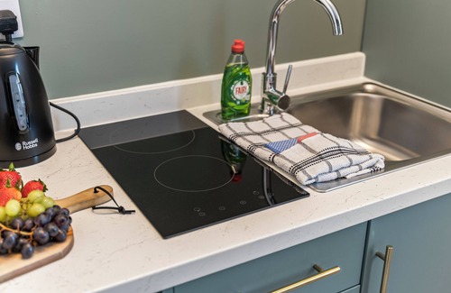 Redcar Hotel | Beachfront Aparthotel, Seaview Apartment with free parking #1n