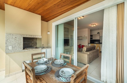 Santinho Apartment | Beachfront Apartment w/View Beach Santinho Asr204