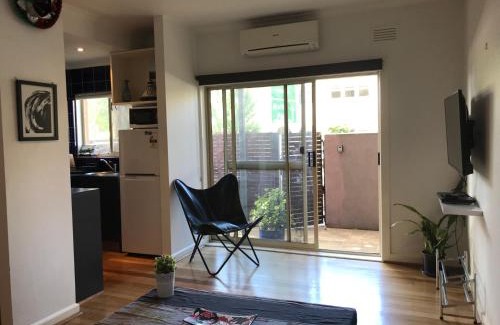 Elwood Apartment | Beachfront Apartment