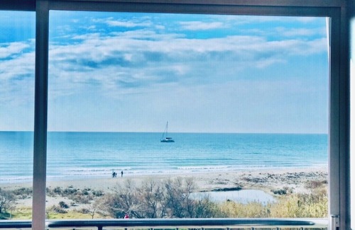 Cubelles Apartment | Beachfront apartment