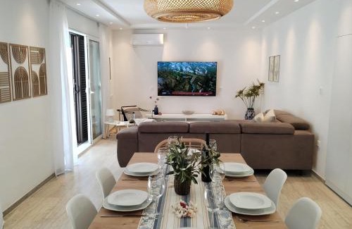 Bol Apartment | Beachfront apartment Suncana