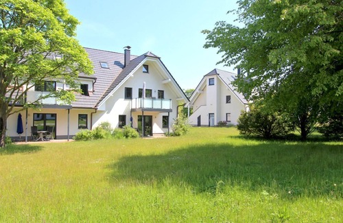 Gohren Apartment | Beachfront apartment with balcony, use of swimming pool and sauna - Rex Rugia apartment 14-6 -