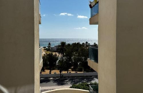 Mahdia Apartment | Beachfront Apartment with Garage