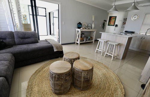 Big Bay Apartment | Beachfront Apartment Big Bay