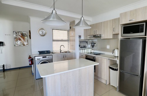 Big Bay Apartment | Beachfront Apartment Big Bay