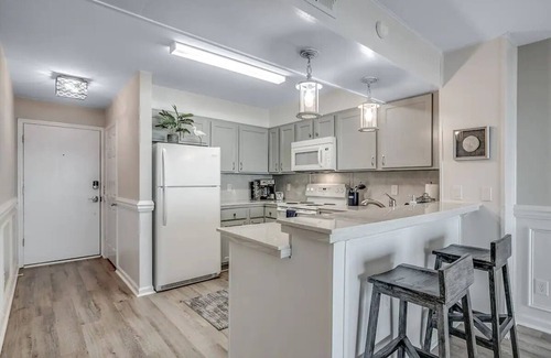 Crescent Beach Condo | Beachfront Bliss-104 - Enjoy a delightful family getaway.