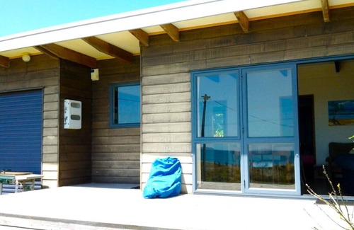 Rings Beach Cottage | Beachfront Bach - Rings Beach Bach