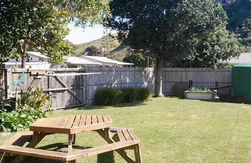 Kairakau House | Beachfront Beauty