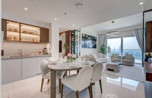 Dubai Marina Apartment | Beachfront Bliss 2Bedroom in Grand Bleu