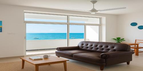 Uroa Apartment | Beachfront Bliss 2BR Master Suites with Balcony, AC Free WiFi Uroa Zanzibar