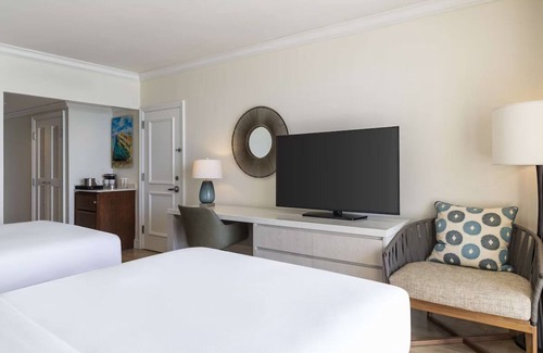 Garrison Historic Area Hotel | Beachfront Bliss: 3 Oceanview Suites w/Access to Two Pools & Relaxing Spa