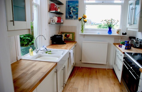 Troon House | Beachfront Bliss - 4-Bed Seaside Villa Near Royal Troon Golf