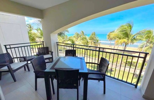 San Juan Apartment | Beachfront Boutique Villa @ Wyndham Rio Mar Resort