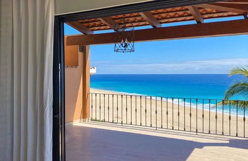 Santa Rosa Condo | Beachfront Casa Del Mar Penthouse