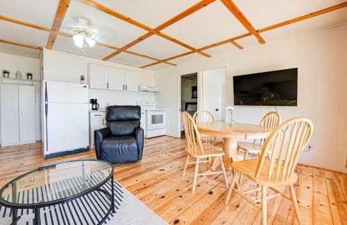 Magnetawan House | Beachfront Cabin #5- Maijac Resort & Marina