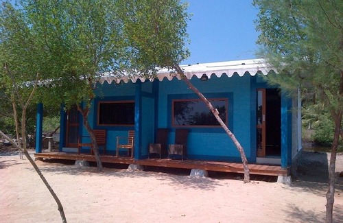 Karimun Jawa Cabin | Beachfront Cendana Cottage