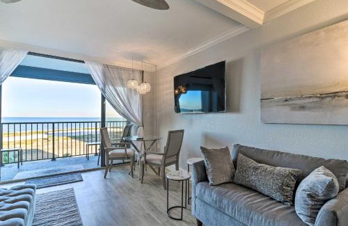Sand Key Apartment | Beachfront Clearwater Condo with Community Pool