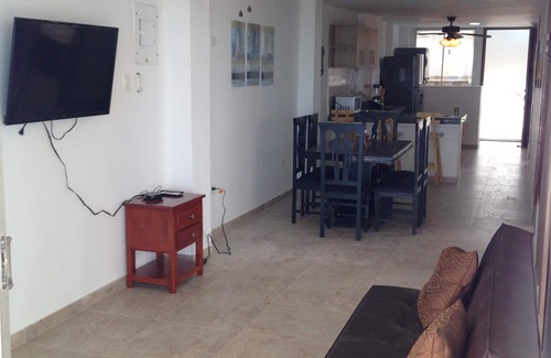 Cartagena Apartment | Beachfront Condo/Apartamento en la Playa con Hermosa Vistas del Mar