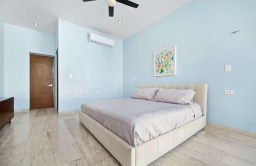 San Crisanto House | BEACHFRONT COCO Modern Designer House by PENINSULA STAYS