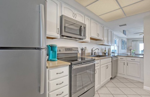 South Patrick Shores Condo | Beachfront Condo! Direct Ocean Views!