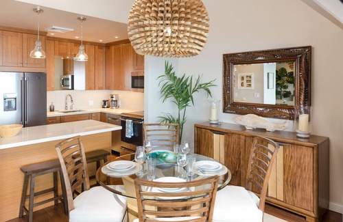 Wailea Condo | Beachfront Condo B303