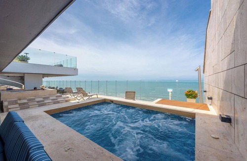 La Boquilla Apartment | Beachfront condo