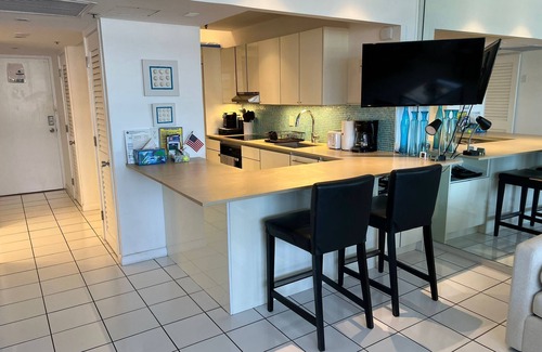 South Beach Apartment | Beachfront Condo In The Heart Of Sunny Miami