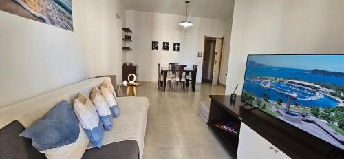 Barra da Tijuca Apartment | Beachfront Condo Large Apartament