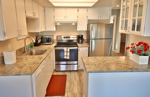Freeland Condo | Beachfront Condo - Mutiny Bay by AvantStay | Views