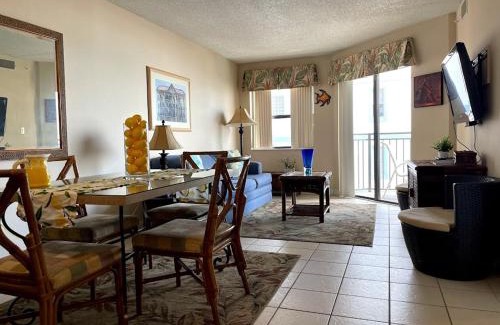 Belle Vista Apartment | Beachfront Condo Ocean View