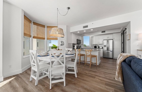Destin Condo | Beachfront Condo -Starfish & Sandals - Silver Beach Towers - 3 BR | 4 Beds
