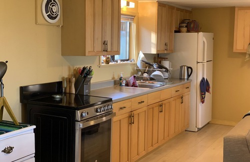 Comox Cabin | Beachfront cottage right on Kye Bay, Comoxn