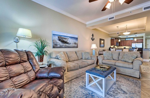 Dauphin Island Condo | Beachfront Dauphin Island Condo: Pool Access!