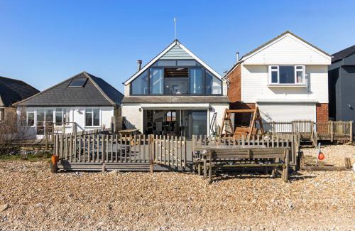 Pevensey House | Beachfront Escape Sleeps 8 Ideal Family Retreat