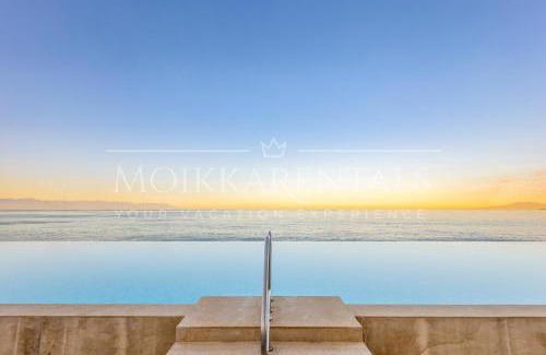 Las Glorias Apartment | Beachfront family friendly 1 bdr NT505