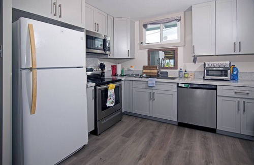 Waialua House | Beachfront Family Paradise - 20% off w/intro pricing