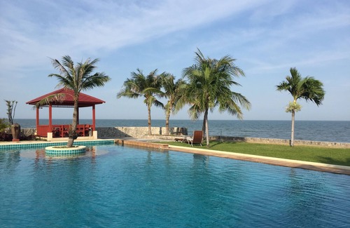 Hua Hin Apartment | Beachfront Family Penthouse Hua Hin