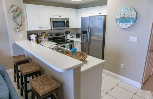 Miramar Beach Condo | BEACHFRONT! FREE BEACH CHAIRS! LOW 9TH FLOOR! Over 146 Five Star Reviews!