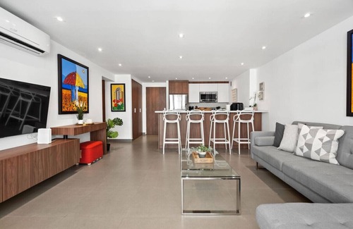 Carolina Apartment | Beachfront Gem Isla Verde Walk 2 Eat W/D