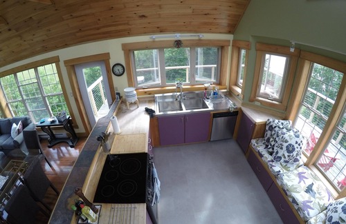 Pomquet Cottage | Beachfront Guest Cottage in Antigonish