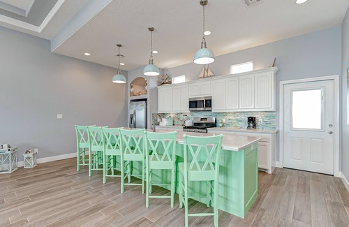 Port Bolivar House | "Beachfront Haven: 2 Homes, 2 Pools | Sleeps 26! "