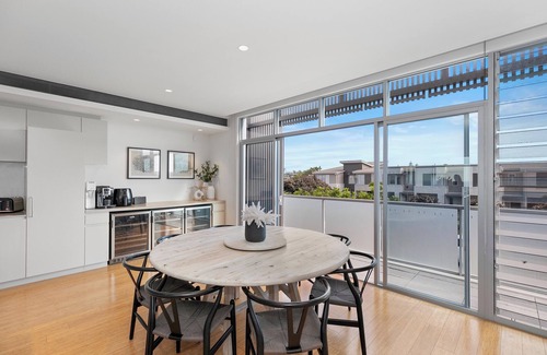 Magenta Shores House | Beachfront Haven - Magenta's ultimate retreat