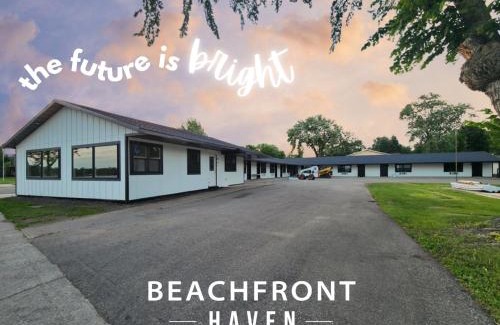 Detroit Lakes Hotel | Beachfront Haven