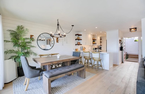 East Mesa Condo | Beachfront Hideaway in Santa Barbara - 2 bedrooms, pool, spa, across from beach, gorgeous!