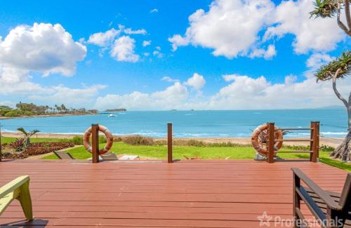 Zilzie House | Beachfront Holiday Cottage