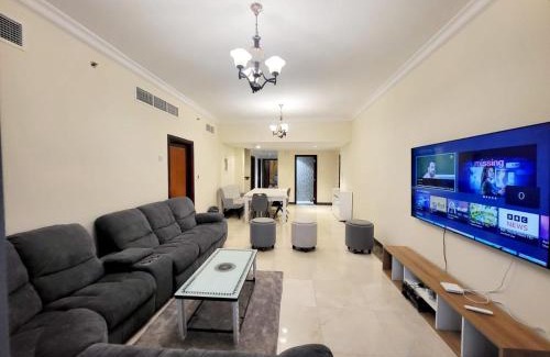 Rumailah Apartment | Beachfront Holiday Homes