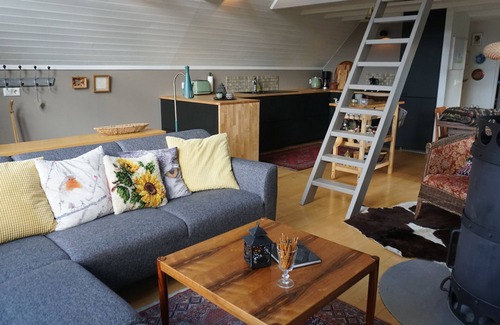 Kjosarhreppur Cottage | Beachfront holiday house, exclusive location, Hot Tub