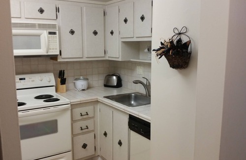 Hollywood South Central Beach Condo | Beachfront, Hollywood Beach Available NOW