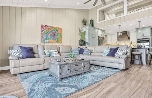 Sea Dunes House | Beachfront Home w/High-Speed WiFi, Gorgeous Deck, Outdoor Shower, & Central AC